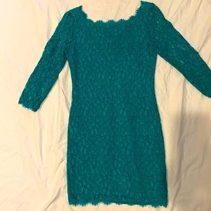 Beautiful teal Diane Von Furstenberg lace mid-thigh dress